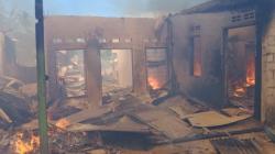 Kaget Lihat Rumah Tetangga Terbakar, Kakek di Padang Meninggal