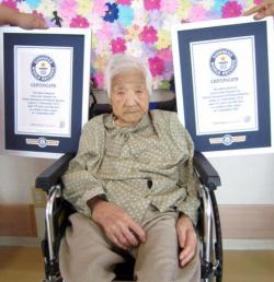 Perkenalkan Umeno dan Koume, Manusia Kembar Tertua di Dunia Berusia 107 Tahun