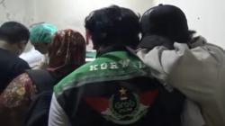 Isak Tangis Warnai Pemulangan 4 Korban Tewas Laka Maut di Tol Cipali Purwakarta<