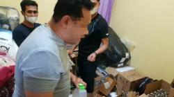 Polisi Bongkar Penjualan Miras Online di Padang, Ratusan Botol Soju dan Wine Disita
