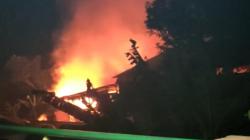 Pabrik Pupuk di Sukabumi Ludes Terbakar, Diduga Dipicu Korsleting Listrik<