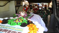 Jenazah Prajurit TNI Gugur Diserang Teroris Dibawa ke Kalimantan Barat