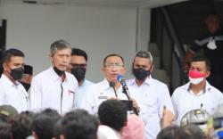 Tak Izinkan PKL Berjualan di Lahan Parkir, Wali Kota Ternate: Pemkot Sudah Sediakan Tempat