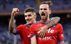 Hasil Lengkap Liga Italia Semalam: Menang, Napoli Depak Duo Milan dari Singgasana