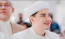 Alvin Faiz Jual Mobil Putih yang Digunakan Larissa Chou, Netizen: Bukannya Itu Kesayangan Ustaz Arifin Ilham?