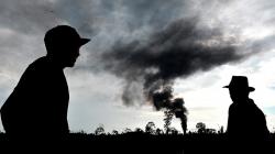 Sumur Minyak Ilegal Terbakar di Jambi Sudah Lebih dari Seminggu<