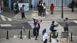 Kapolres Jakpus Tegaskan Zebra Cross Dukuh Atas hanya untuk Pejalan Kaki Menyeberang