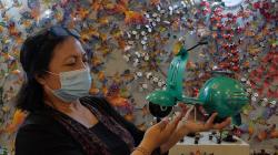 Perajin Bali Ekspor Kerajinan Berbahan Pelat Besi ke Australia hingga Inggris