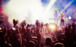 Herman Deru Pertimbangkan Izin Konser Musik di Sumsel <
