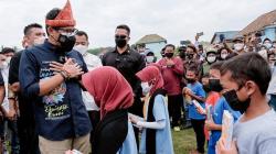 Sandiaga Uno Berikan Solusi bagi Pemuda Desa Burai Sumsel yang Terdampak Pandemi <