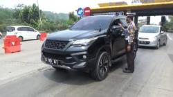 Ganjil Genap di 3 Gerbang Tol Purwakarta, Puluhan Kendaraan Luar Kota Diputar Balik