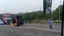 Fakta Rantis Baracuda Brimob Tabrak Truk Konvoi Vaksin di Km 84 Tol Cipularang