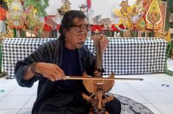 Prihatin Pancasila Dilupakan, Warga Bantul Ini Bangun Museum untuk Tampung Pernak-Pernik Garuda<