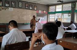  PPKM Dicabut, Sekolah di DIY Diminta Tetap Wajibkan Siswa Pakai Masker<