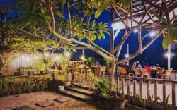 5 Tempat Makan di Maluku, Siap Manjakan Lidah Sobat Traveler