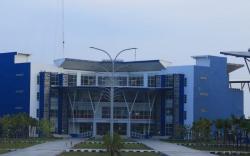 11 Universitas di Sumatera Selatan, Nomor 9 View Jembatan Ampera