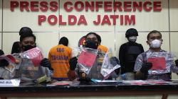 Karyawan di Surabaya Gelapkan 7 Kilogram Emas Batangan 