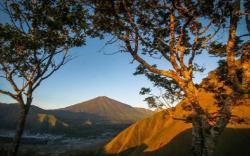 9 Tempat Camping di NTB untuk Akhir Pekan