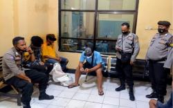 Dua Pencuri Ayam di Sumbawa Babak Belur Dihajar Warga, Selamat usai Dibawa ke Polisi