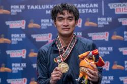 Hasil Final Bulu Tangkis Tunggal Putra PON XX Papua: Menangi Derbi Jabar, Panji Ahmad Raih Emas