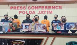 Tangkap 2 Penjual Satwa Langka, Polisi Temukan Lutung Jawa hingga Rangkong 