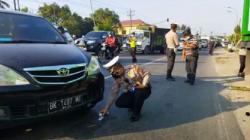 4 Polisi Kecelakaan saat Buru Pelaku Penganiayaan Pedagang yang Viral, 1 Tewas
