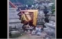 Beredar Video Gempa Bali, Sejumlah Pura Rusak hingga Bukit Longsor 