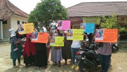 Puluhan Korban Penipuan Arisan Online Geruduk Rumah Guru di Bekasi