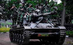 Pangdam Siliwangi Naik Tank AMX-13 Canon, Cek Gudang Amunisi Kikav 41 Scorpion<