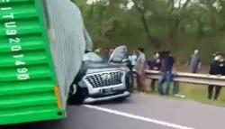 Bos Indomaret Ternyata Jadi Korban Tewas Kontainer Timpa Hyundai di Tol Cipularang<