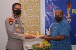 PON XX Berjalan Aman, Polda Papua Gelar Syukuran<