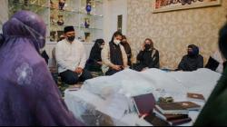 Bobby Nasution dan Kahiyang Ayu Melayat ke Rumah Wakil Wali Kota Medan