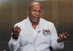 Sudah Sepakat! Mike Tyson Bakal Tarung Lawan Youtuber AS Jake Paul
