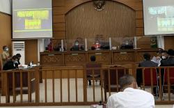 Dua Terdakwa Kasus Unlawful Killing Laskar FPI Dituntut 6 Tahun Penjara