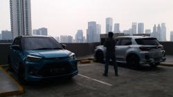 Kebiasaan Buruk Bikin Mobil Cepat Rusak, Membanting Pintu dan Menutup Kap Mesin dengan Cara Ditekan 