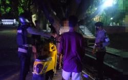 Mendadak Kabur saat Lihat Polisi, Remaja Ini Bawa Obat Batuk untuk Mabuk