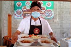 Kuliner Unik Olahan Daging Kepala Sapi di Bantul, Gongsonya Nendang Bikin Ketagihan