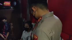 Ibu Muda dan 4 Temannya Ditangkap saat Mau Pesta Sabu gegara Tak Pakai Helm