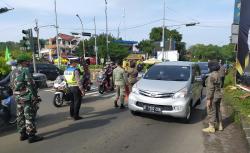 Periksa Hasil Tes Covid-19 Pengendara saat Nataru, Polres Bogor Dirikan 10 Posko<
