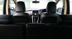 Cara Menghilangkan Bau Apek dalam Kabin Mobil di Musim Hujan, Ini yang Harus Dibuka