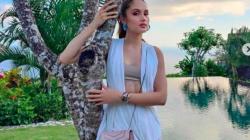 Cinta Laura Pamer Foto Seksi, Netizen Gagal Fokus