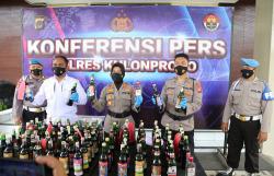 Polres Kulonprogo Sita 102 Botol Miras dalam Operasi Cipkon Jelang Pilur