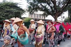 Lagu Daerah Jogja, Singkat tapi Penuh Makna