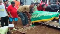 Pelajar SMK di Kota Sukabumi Tewas dengan Luka Bacok di Kepala<