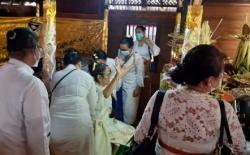 Air Mata Sukmawati Soekarnoputri Menetes Usai Prosesi Pindah Agama