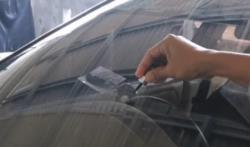 Kaca Mobil Retak, Begini Cara Mudah Memperbaikinya
