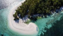 Indahnya Kepulauan Kei Maluku, Memiliki Pasir Putih dan Air Laut yang Jernih