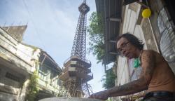 Mantan Napi Ini Buat Miniatur Menara dari Lidi Bambu, Dijual hingga Jutaan Rupiah