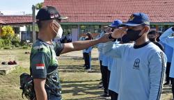 Prajurit Marinir Latih Pelajar SMPN 1 Sebatik Peraturan Baris Berbaris