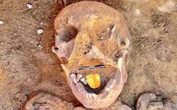 Mumi Lidah Emas Berkilau agar Dikasihani Osiris Ditemukan di Mesir